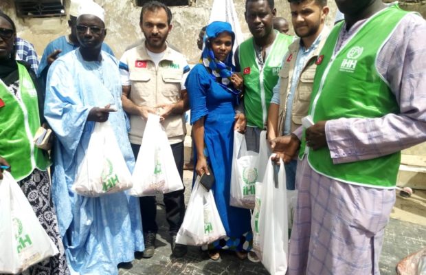 Tabaski : Les maîtres coraniques du Sénégal au chevet des familles démunies Tabaski : Les maîtres coraniques du Sénégal au chevet des familles démunies
