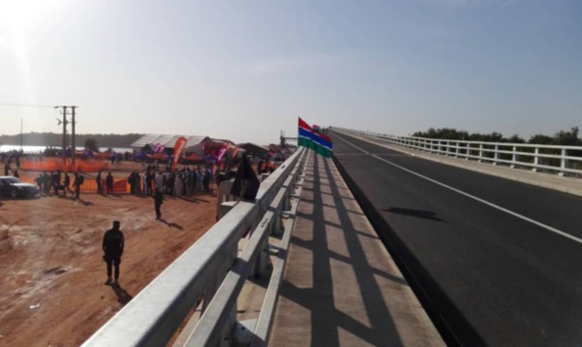 Pont de Faréfégny : Forces de sécurité gambienne et transporteurs sénégalais se crêpent le chignon Pont de Faréfégny : Forces de sécurité gambienne et transporteurs sénégalais se crêpent le chignon