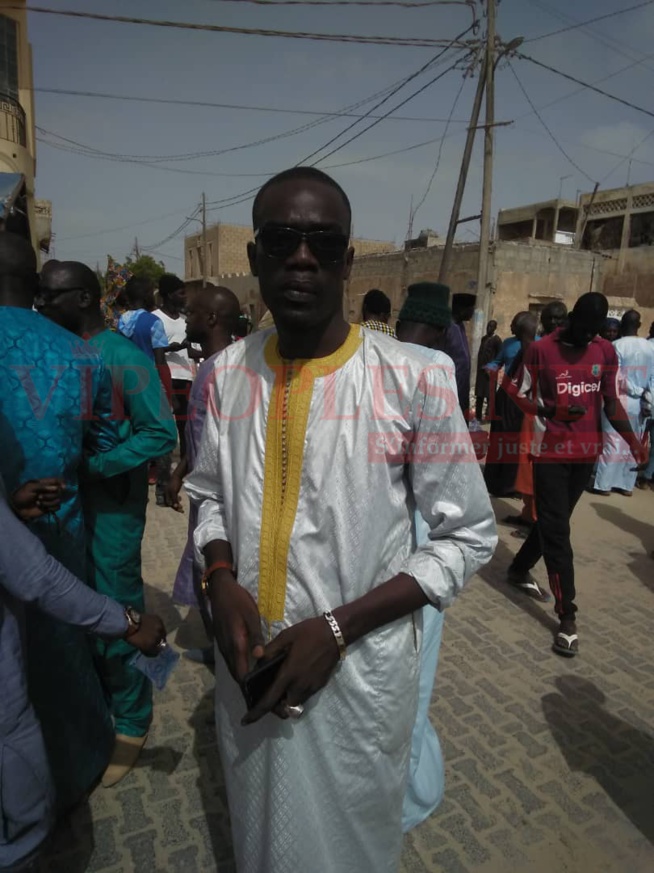 Waly Seck à St Louis pour accompagner le chanteur Zoula dans son dernier demeure