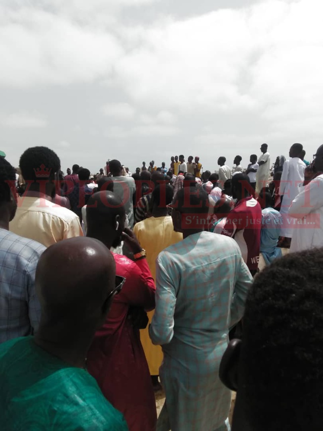 Waly Seck à St Louis pour accompagner le chanteur Zoula dans son dernier demeure
