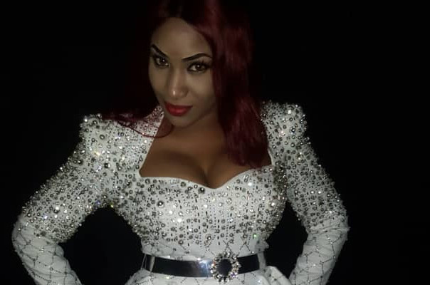 La Chanteuse Sadia Débarque Avec Un Magnifique Tenu et fait sensation sur la toile