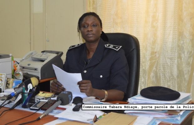 Commissaire des parcelles qui était en train de malmener un pharmacien: LA RÉACTION OFFICIELLE DE LA POLICE Commissaire des parcelles qui était en train de malmener un pharmacien: LA RÉACTION OFFICIELLE DE LA POLICE
