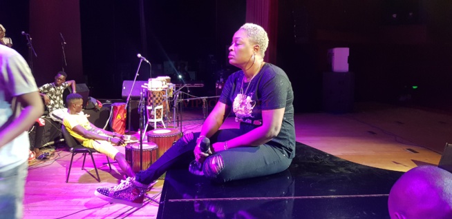 GRAND THEATRE: Titi en mode balace à quelques heures avant le grand spectacles. GRAND THEATRE: Titi en mode balace à quelques heures avant le grand spectacles.