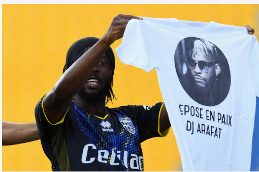 Hommage de Gervinho à DJ Arafat après son Doublé en coupe d’Italie
