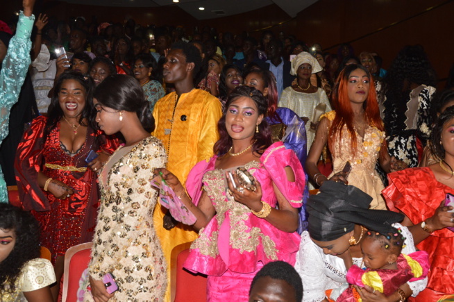 GUICHET FERMÉ: Les premières images du grand spectacle de la lionne, Titi au grand theatre. GUICHET FERMÉ: Les premières images du grand spectacle de la lionne, Titi au grand theatre.