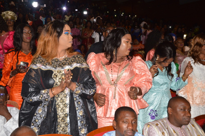 GUICHET FERMÉ: Les premières images du grand spectacle de la lionne, Titi au grand theatre. GUICHET FERMÉ: Les premières images du grand spectacle de la lionne, Titi au grand theatre.