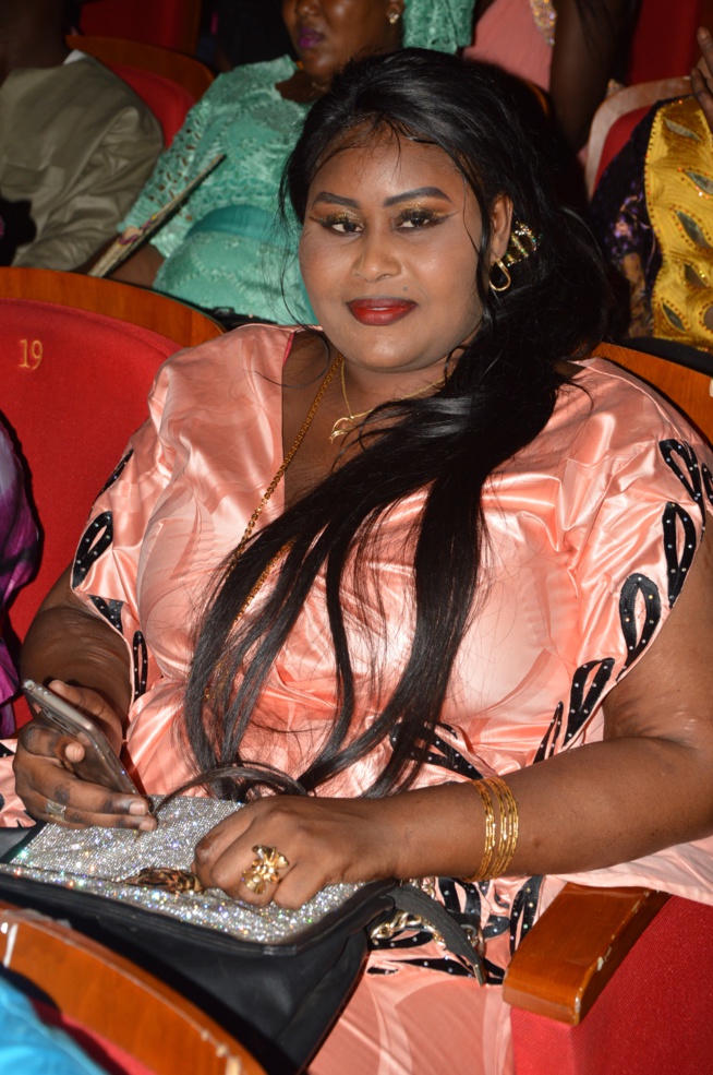 GUICHET FERMÉ: Les premières images du grand spectacle de la lionne, Titi au grand theatre. GUICHET FERMÉ: Les premières images du grand spectacle de la lionne, Titi au grand theatre.