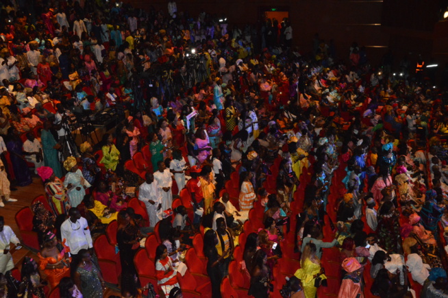 GUICHET FERMÉ: Les premières images du grand spectacle de la lionne, Titi au grand theatre. GUICHET FERMÉ: Les premières images du grand spectacle de la lionne, Titi au grand theatre.