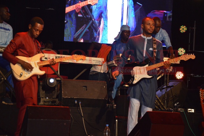 153 IMAGES: Quand c'est Titi affronte le grand theatre,la réussite sonne sans bruit ni buzz. 153 IMAGES: Quand c'est Titi affronte le grand theatre,la réussite sonne sans bruit ni buzz.