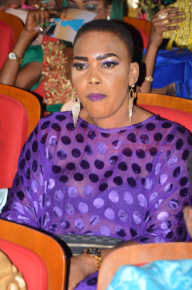 153 IMAGES: Quand c'est Titi affronte le grand theatre,la réussite sonne sans bruit ni buzz. 153 IMAGES: Quand c'est Titi affronte le grand theatre,la réussite sonne sans bruit ni buzz.