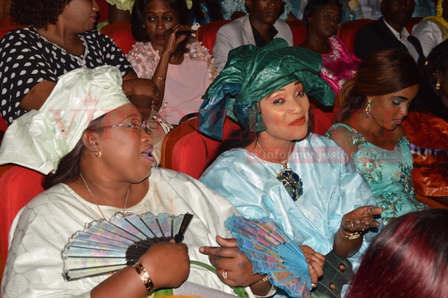 153 IMAGES: Quand c'est Titi affronte le grand theatre,la réussite sonne sans bruit ni buzz. 153 IMAGES: Quand c'est Titi affronte le grand theatre,la réussite sonne sans bruit ni buzz.