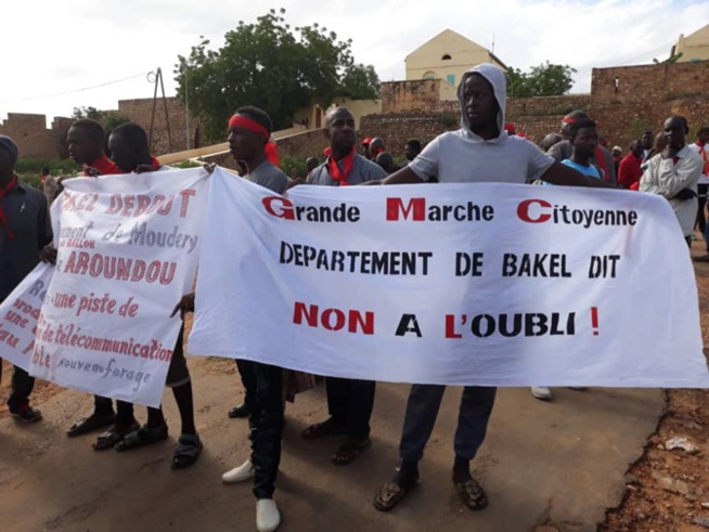 Enclavement, routes défectueuses et manque d’eau…: Bakel exprime sa souffrance dans les rues Enclavement, routes défectueuses et manque d’eau…: Bakel exprime sa souffrance dans les rues