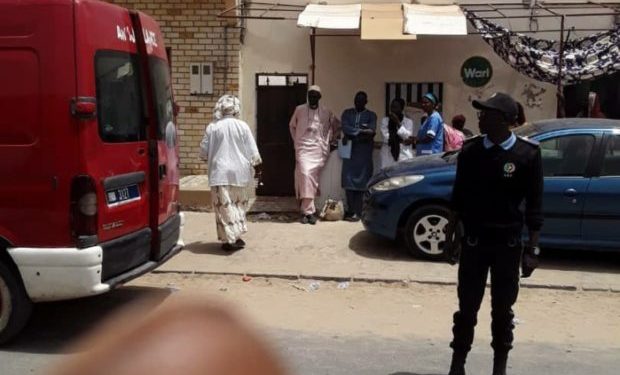 Ouakam: Une étudiante tombe d'un immeuble et meurt Ouakam: Une étudiante tombe d'un immeuble et meurt