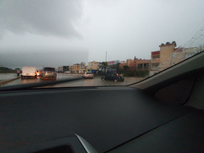 VIDEO + Fortes pluies à Dakar: La VDN inondée