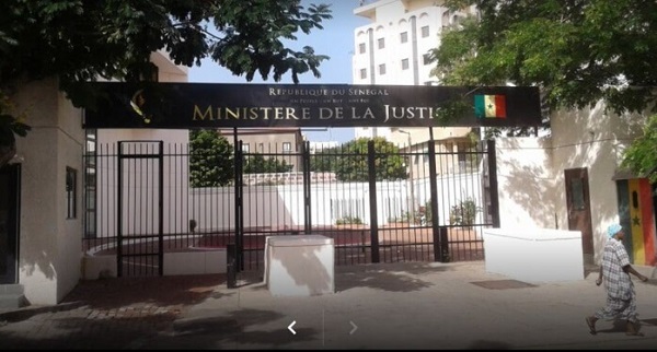 Vente de la nationalité sénégalaise: révélations sur une grosse mafia Vente de la nationalité sénégalaise: révélations sur une grosse mafia