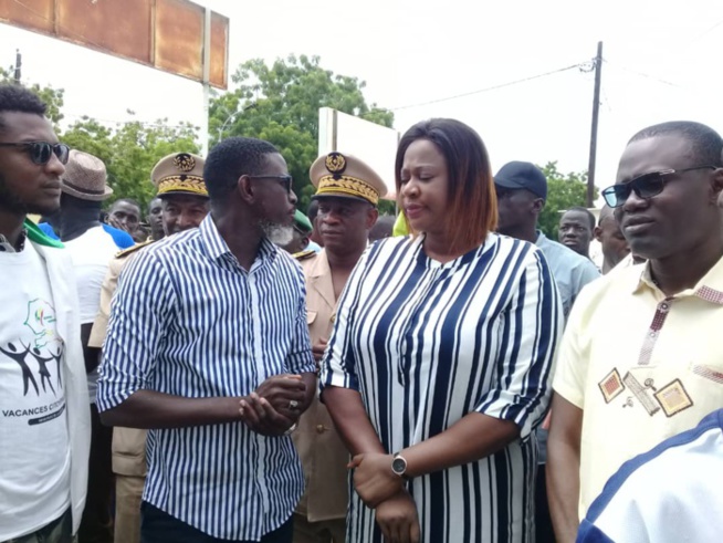Vaccances Citoyennes: Néné Fatoumata Tall s'engage contre la déforestation et l'insalubrité