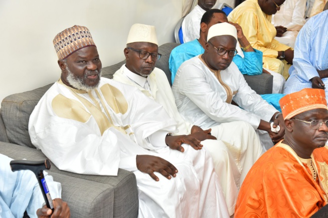 Baptême royal du fils de Momar SECK et Sophie Amar SECK chez Amadou SECK Directeur général EUROGERM Baptême royal du fils de Momar SECK et Sophie Amar SECK chez Amadou SECK Directeur général EUROGERM