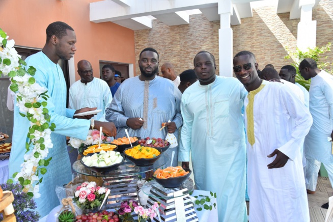 Baptême royal du fils de Momar SECK et Sophie Amar SECK chez Amadou SECK Directeur général EUROGERM Baptême royal du fils de Momar SECK et Sophie Amar SECK chez Amadou SECK Directeur général EUROGERM