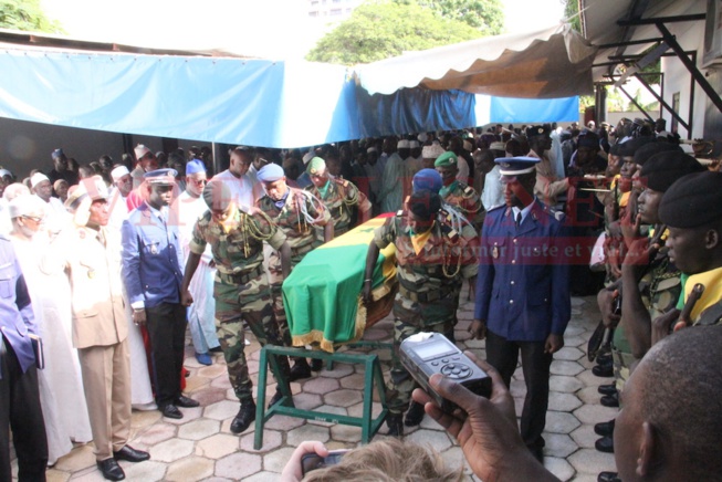 Lesimages du Levée du corps de l’ancien ministre d’Etat Lesimages du Levée du corps de l’ancien ministre d’Etat