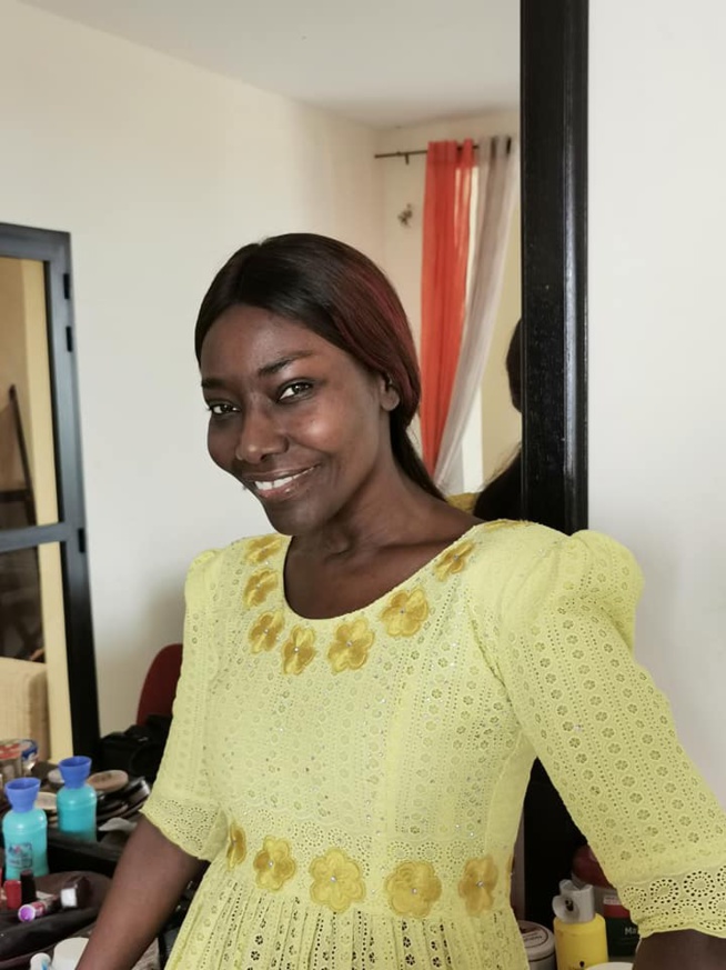 Coumba Gawlo Seck , pose sans maquillage et enflamme le web
