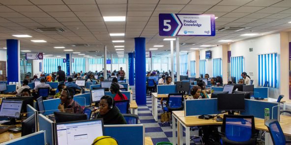 PCCI : 45 agents sans salaires depuis 14 mois, promettent d’assiéger la Sonatel d’ici vendredi PCCI : 45 agents sans salaires depuis 14 mois, promettent d’assiéger la Sonatel d’ici vendredi