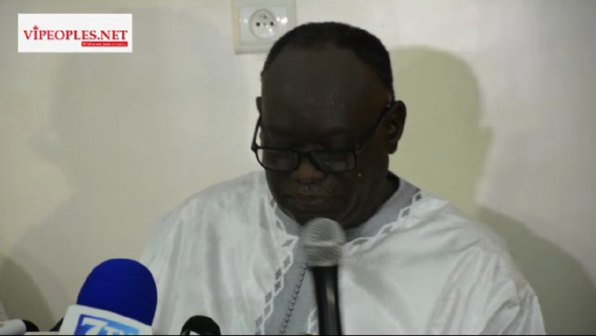 Me El Hadj Diouf tire sur Sonko, je lui donne 48H pour nous dire la somme qu'il a reçu de Karim durant les élections présidentiel