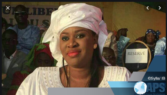 Un an de plus ça se fête: Nene Fatoumata Tall, ministre de la jeunesse souffle une bougie de plus. Un an de plus ça se fête: Nene Fatoumata Tall, ministre de la jeunesse souffle une bougie de plus.