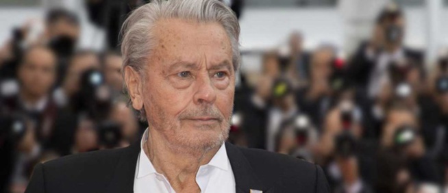 Alain Delon hospitalisé: Pourquoi l'acteur est toujours «sous surveillance» Alain Delon hospitalisé: Pourquoi l'acteur est toujours «sous surveillance»