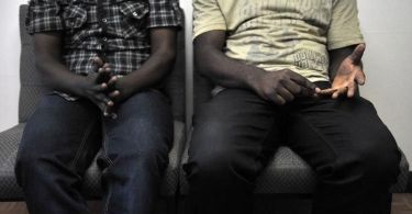 Actes contre nature à Guinaw Rails : 2 “goordjigueen” surpris en pleine action dans la rue Actes contre nature à Guinaw Rails : 2 “goordjigueen” surpris en pleine action dans la rue