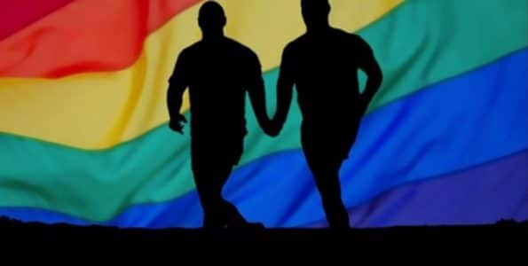 Homosexualité à Pikine : Deux jeunes surpris en pleins ébats dans la rue par la police Homosexualité à Pikine : Deux jeunes surpris en pleins ébats dans la rue par la police