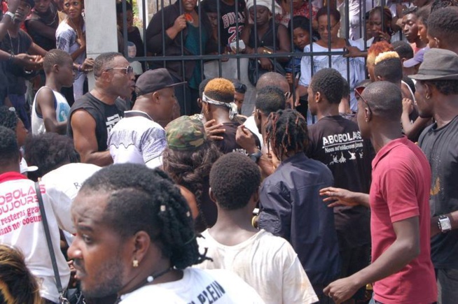 Côte d’Ivoire : Il y a 2 ans, le corps de DJ Abobolais avait aussi été déterré comme DJ Arafat Côte d’Ivoire : Il y a 2 ans, le corps de DJ Abobolais avait aussi été déterré comme DJ Arafat