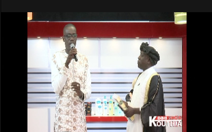 VIDÉO – Malick Diabou SECK dans Kouthia Show pour présenter le single “Serviteur du Prophète des Temps Modernes’ VIDÉO – Malick Diabou SECK dans Kouthia Show pour présenter le single “Serviteur du Prophète des Temps Modernes’