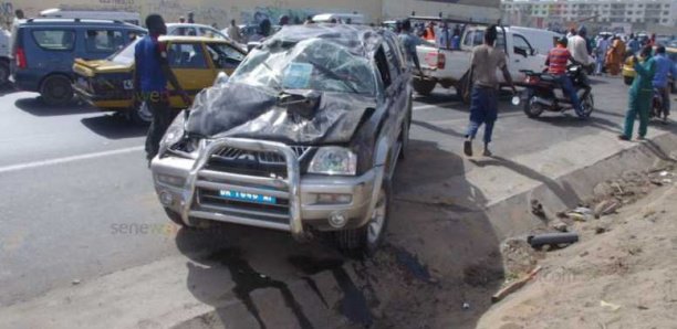 Accident sur l’autoroute à péage: Un véhicule particulier fait des tonneaux Accident sur l’autoroute à péage: Un véhicule particulier fait des tonneaux