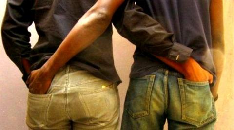 Ziguinchor – Actes contre-nature : Deux homosexuels condamnés à 5 ans ferme Ziguinchor – Actes contre-nature : Deux homosexuels condamnés à 5 ans ferme