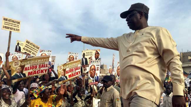 Changement de méthode de gouvernance : Macky Sall, l’«omniprésident» Changement de méthode de gouvernance : Macky Sall, l’«omniprésident»