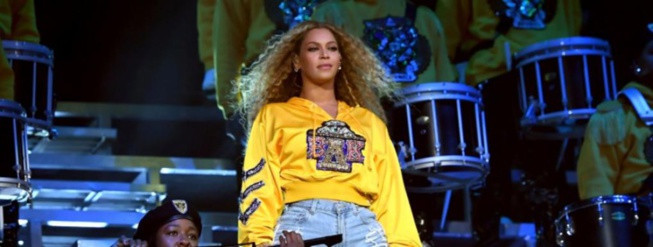 Beyoncé fête ses 38 ans et a décidé de célébrer ce jour entourée de ses proches Beyoncé fête ses 38 ans et a décidé de célébrer ce jour entourée de ses proches