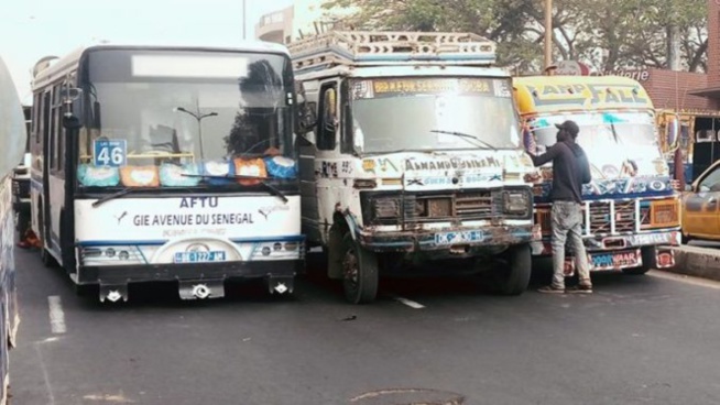 Transport en commun: La face cachée des messages sur les voitures Transport en commun: La face cachée des messages sur les voitures