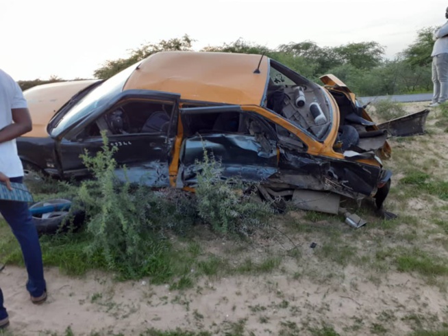 Collision entre un taxi et un véhicule 4X4 sur la route de GANDIOL Collision entre un taxi et un véhicule 4X4 sur la route de GANDIOL