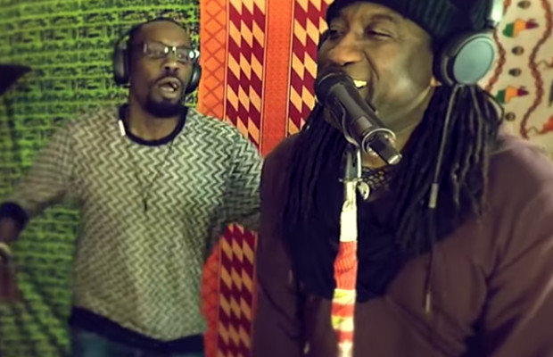 « Badola »: ce nouveau clip d’Elage Diouf version remix (vidéo) « Badola »: ce nouveau clip d’Elage Diouf version remix (vidéo)