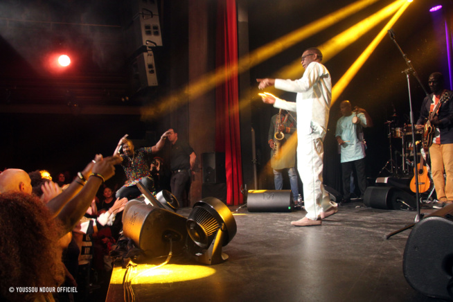 Salle comble à Zurich, Youssou Ndour met le feu encore .