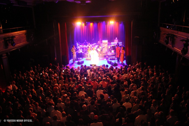 Salle comble à Zurich, Youssou Ndour met le feu encore .