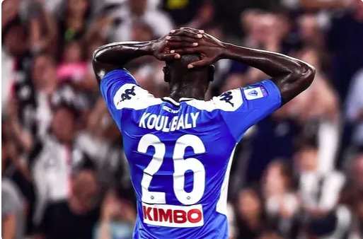 Mercato- Le président de Naples a refusé une offre de 100M€: La Réaction de Koulibaly !