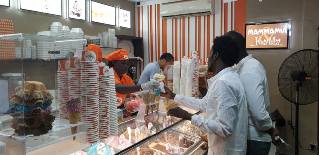 Modou Lo chez le N°1 du Glacier mondial MAMMAMIA est désormais disponible chez Katia en face station Shell de Ngor aux Almadies