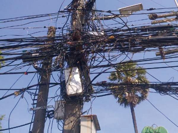 Tambacounda : Une fillette de 12 ans électrocutée par les installations de la Senelec Tambacounda : Une fillette de 12 ans électrocutée par les installations de la Senelec