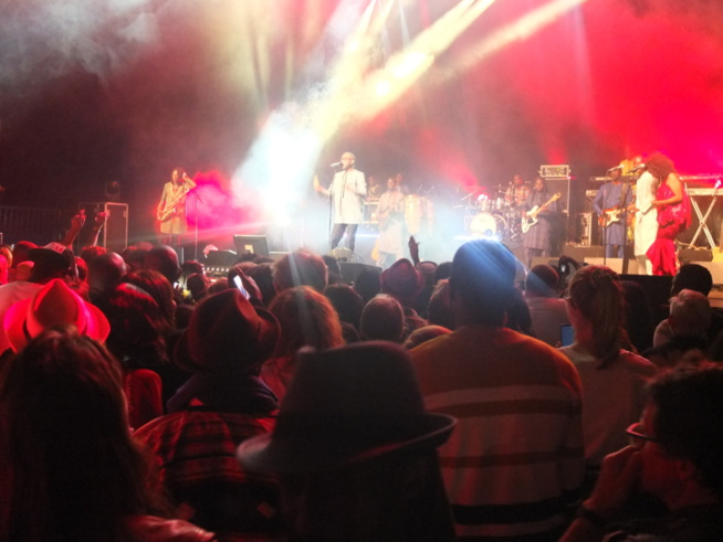 VIDEO: Youssou Ndour détrône tout au Forest National de Bruxelles ce samedi avec Momar Dieng.