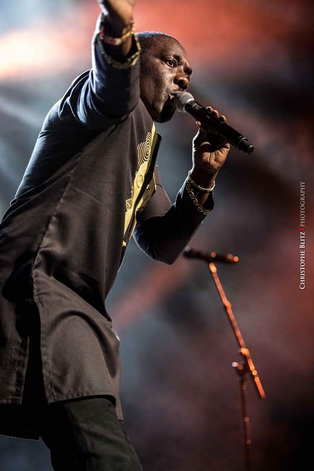 Les images inédits du concert de Youssou Ndour au FOREST NATIONAL DE BRUXELLES: SENEGAL REK LE SLOGAN.
