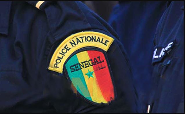 Tivaouane Peulh: Bagarre sanglante entre le Commissaire de police de Guinaw-Rails et un présumé agresseur Tivaouane Peulh: Bagarre sanglante entre le Commissaire de police de Guinaw-Rails et un présumé agresseur
