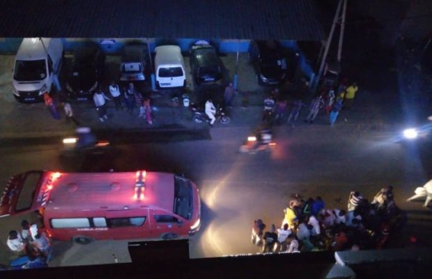 Accident à Mbao: 2 morts et 13 blessés dans une collision entre un car Ndiaga Ndiaye et un camion Accident à Mbao: 2 morts et 13 blessés dans une collision entre un car Ndiaga Ndiaye et un camion