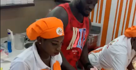 Vidéo- Mamamia Chez Katia: Balla Gaye 2 présent pour le lancement
