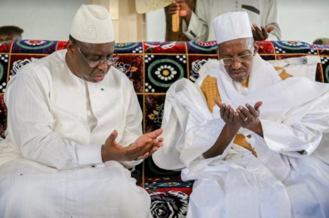 Photos – Les images des condoléances du Président Macky Sall à Médina Gounass Photos – Les images des condoléances du Président Macky Sall à Médina Gounass